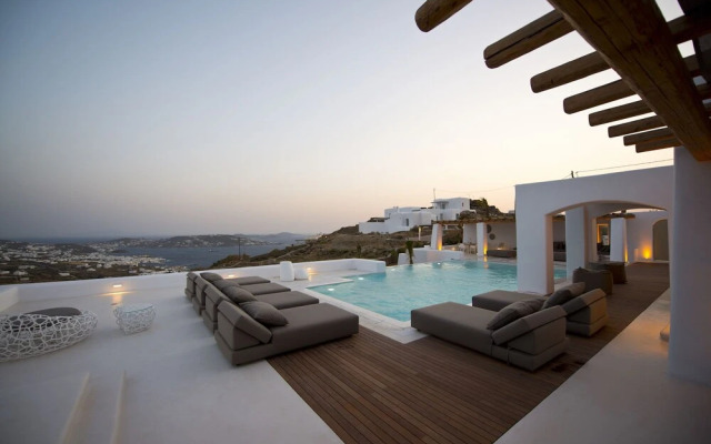 Villa Zircon