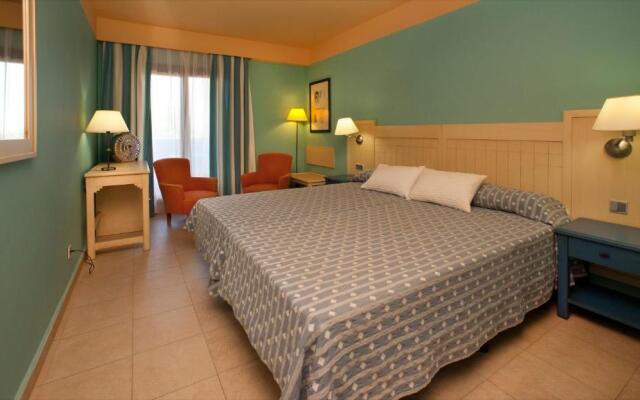 Leo Jardines de Isla Canela