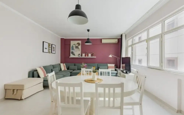 Missafir Stylish and Central Flat in Nisantasi