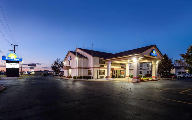 Days Inn by Wyndham Hillsdale