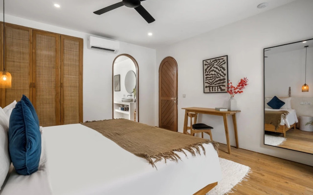 Villa Barsa by Alfred in Bali