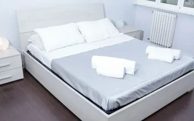 Bed & Breakfast Brothers & Sisters