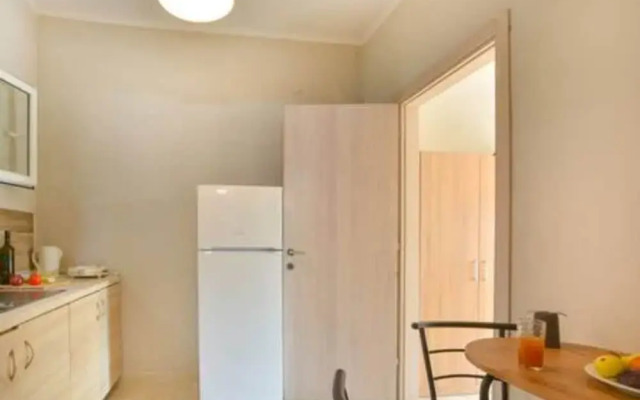 Deja Blue Beach Pool House by Estia