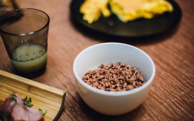 Hotel Marignan Champs - Elysées