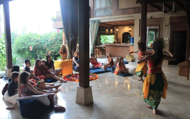 Gaia Retreat Center