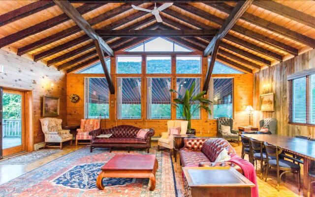 Copperhood Retreat & Spa