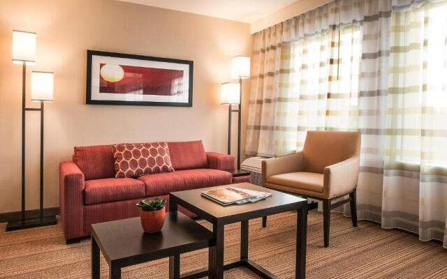 Courtyard by Marriott Los Angeles Woodland Hills