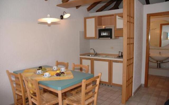 Los Nidos Holiday Resort Bungalows