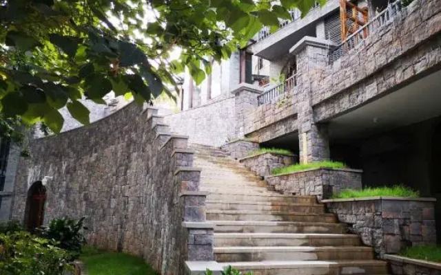 Suiyue Tucheng Hotel