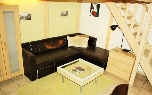 Piano POP Apartments