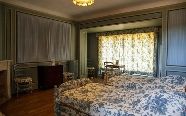 Chambres d'Hôtes Le Manoir de Beaumarchais