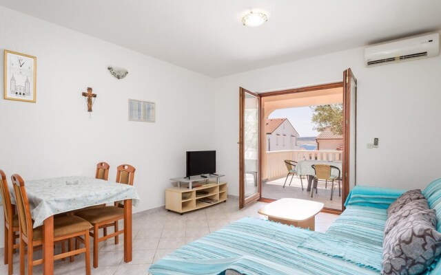 Beautiful Apartment in Vidalici With Wifi and 1 Bedrooms