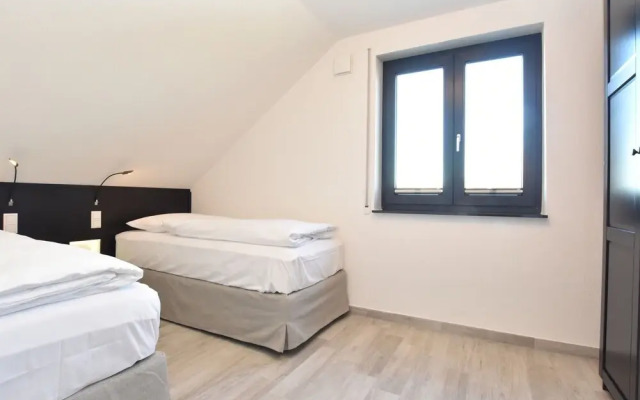 Beautiful Holiday Home in Kühlungsborn Near Sea