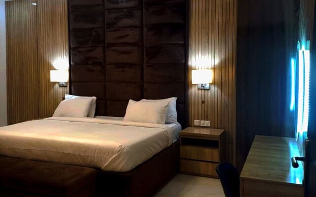 1401 Luxury Apartments