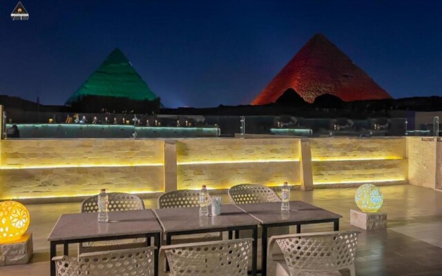 Pyramids Height Inn