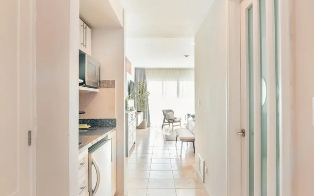 Modern Studio With Ocean View in Punta Palmera