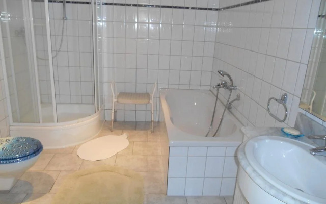 Haus an der Kastanie