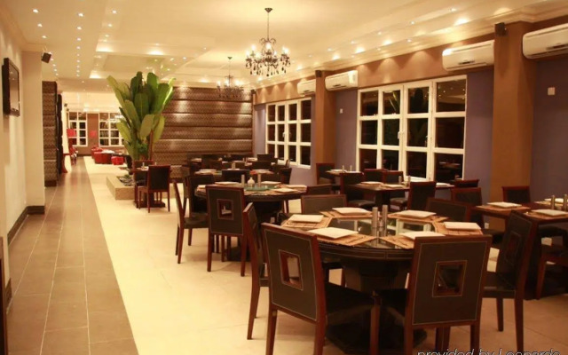 The Blowfish Hotel