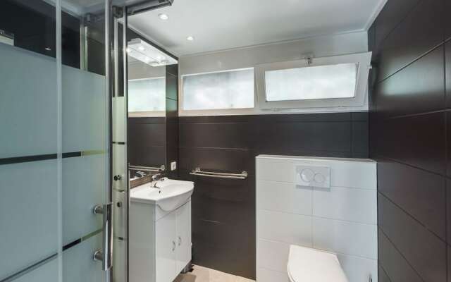 Elegant Bungalow in Tignale With Terrace