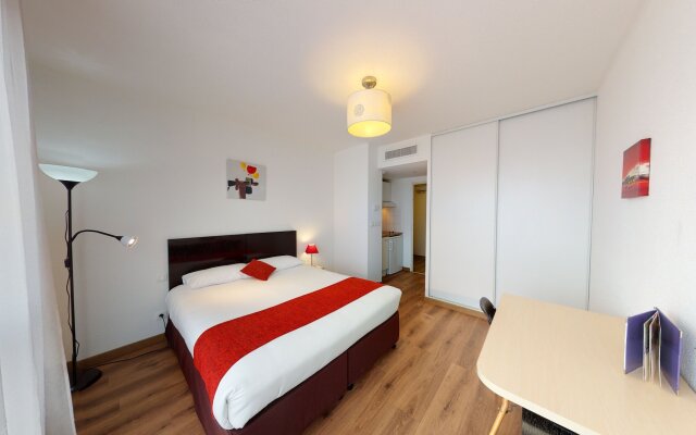 Alezan Hotel