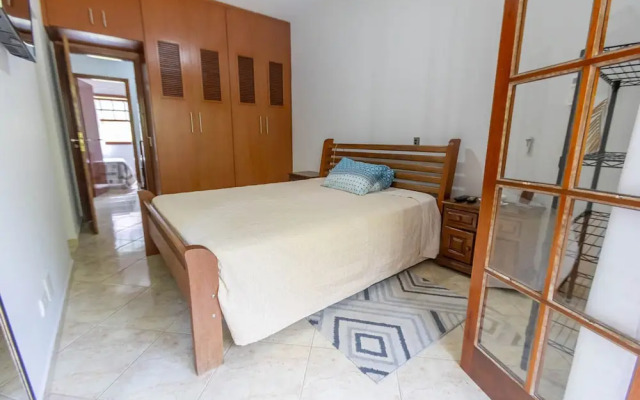 Casa em Condom nio com Piscina Wi-fi e Garagem