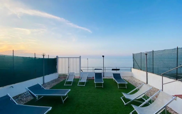 Sfondo Blu Villa sul mare