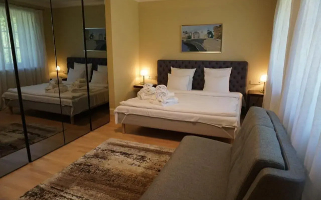 Aparthotel Wooden Villa