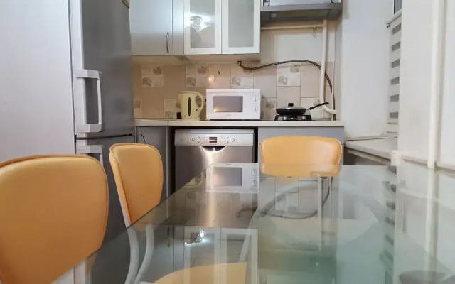 DeLuxe Apartment Arkhitektora Vlasova