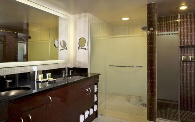 Hilton Grand Vacations Club Elara Center Strip Las Vegas