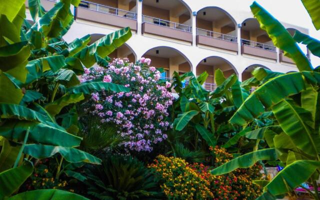 Paradise Lost Hotel-Apartments
