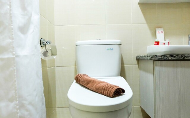 Comfortable Premiere 1BR at The Oasis Apartment