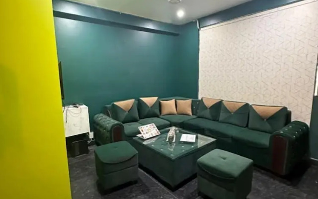 V Rooms