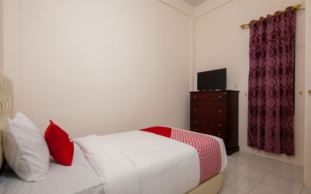 Wisma Syariah by OYO Rooms – Guest Rooms – Rantau Prapat