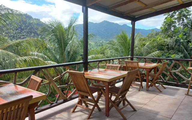 Serenity Lodges Dominica