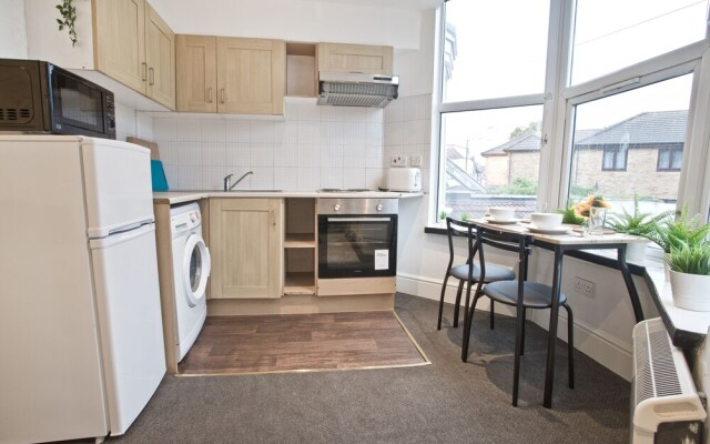 Short Stay Bristol - Stapleton 3 Apartment