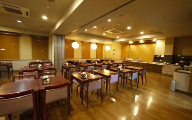 Hotel Route-Inn Isesaki