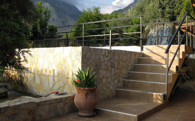 Idi Hotel