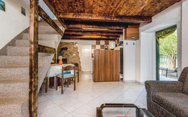 Stunning Home in Stinica With Wifi and 1 Bedrooms