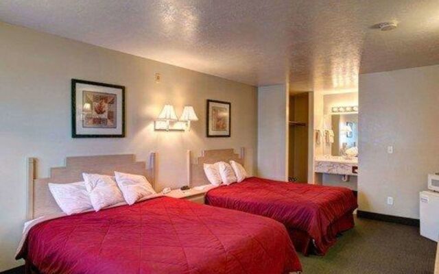 Cathedral Valley Inn