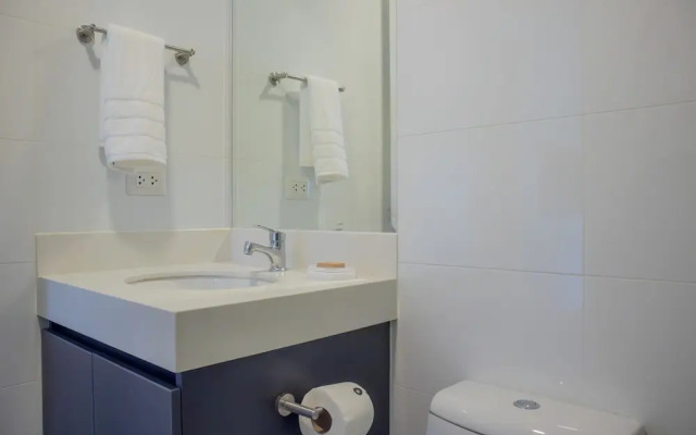 w Elegant 2BR w Distinctive Deco in Miraflores