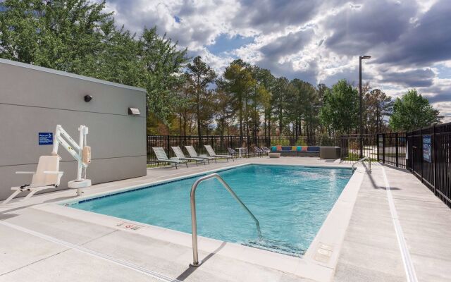 Tru by Hilton Ashland