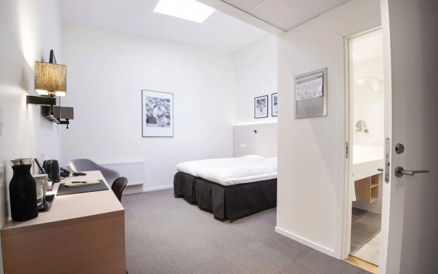 RC Hotel Sports & Business