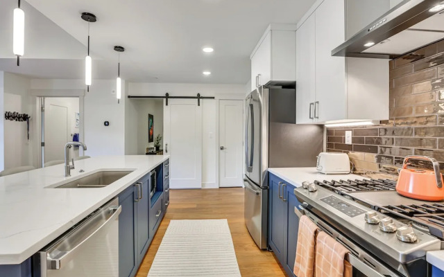 Mountain-view Condo in Downtown Winter Park!