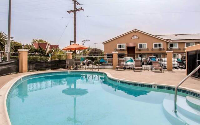 Econo Lodge Encinitas Moonlight Beach