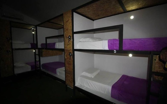 Hostel la Antigua Capsula