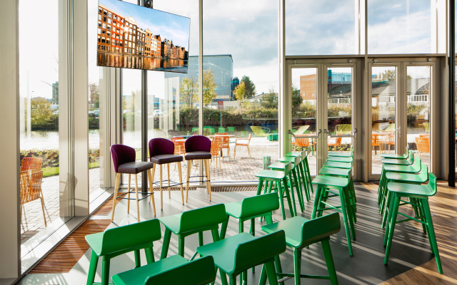 YOTEL Amsterdam