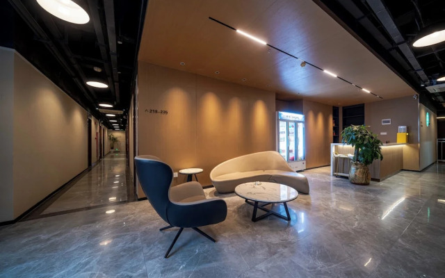 Xingyi Chain Hotel Jiangxia Metro Station