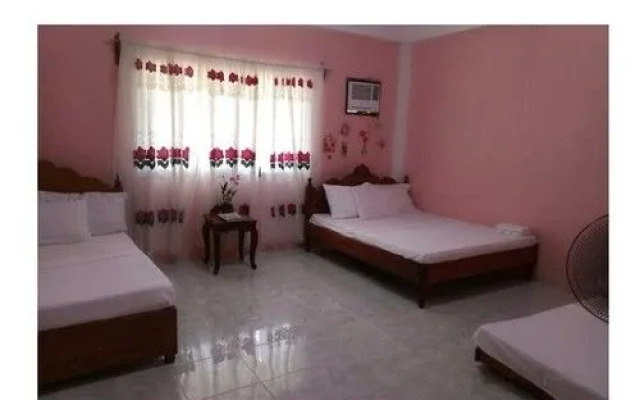 Clemente's Garden & Resort