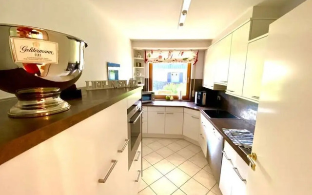 Valley Station Modern Retreat