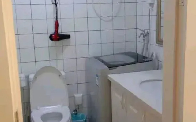 Zhuanghe Youjia Apartment